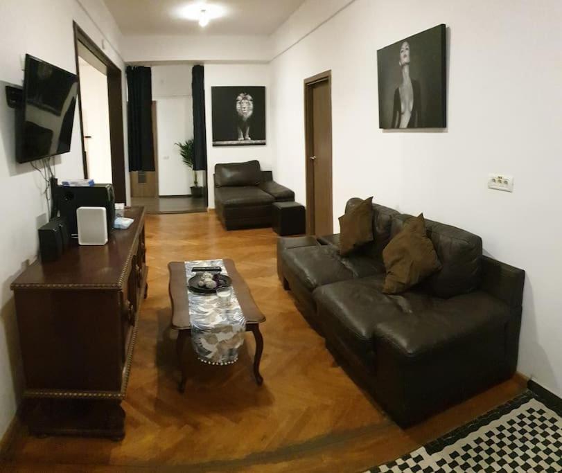 شقة Old Town Bliss بوخارست المظهر الخارجي الصورة